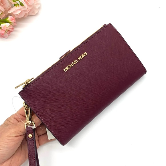 Michael Kors Saffiano Leather Set Double Zip Wristlet/ Merlot - Picture 3 of 13